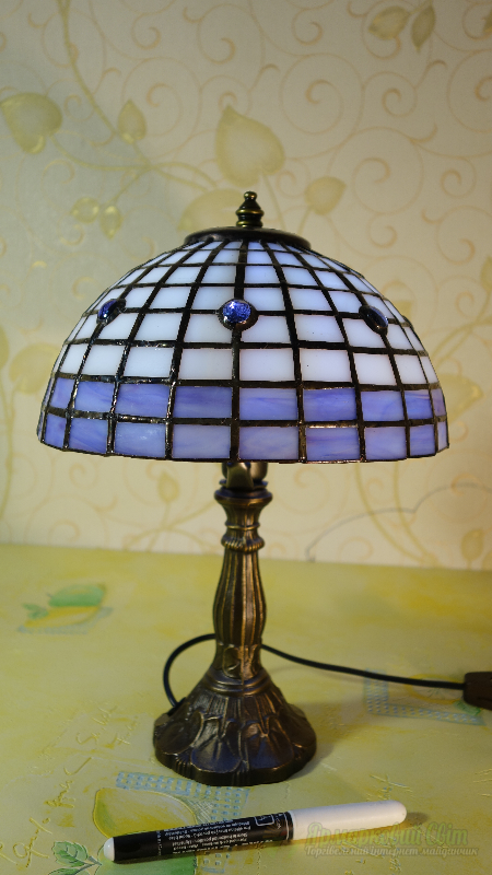 <div style=margin-left:10px><h1>Лампа настольная. Витраж Тиффани.</h1><p><a href="/catalog/dekor/">Декор</a> » <a href="/catalog/dekor/drugoe/">Iнше</a></p><i class="fa fa-map-marker"></i> Закарпатская область, Мукачево<br /><br /><div class="socdata"><script src="//yastatic.net/es5-shims/0.0.2/es5-shims.min.js"></script>
                                            <script src="//yastatic.net/share2/share.js"></script>
                                            <div class="ya-share2" data-services="facebook,gplus,twitter,lj,viber,whatsapp,skype" data-counter=""></div></div>