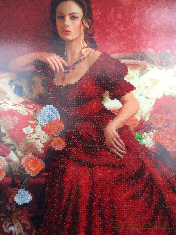 <div style=margin-left:10px><h1>Картина из бисера "Аристократка"</h1><p><a href="/catalog/kartiny/">Картини</a> » <a href="/catalog/kartiny/vyshitye/">Вишиті</a></p><i class="fa fa-map-marker"></i> Николаевская область, Николаев<br /><br /><div class="socdata"><script src="//yastatic.net/es5-shims/0.0.2/es5-shims.min.js"></script>
                                            <script src="//yastatic.net/share2/share.js"></script>
                                            <div class="ya-share2" data-services="facebook,gplus,twitter,lj,viber,whatsapp,skype" data-counter=""></div></div>