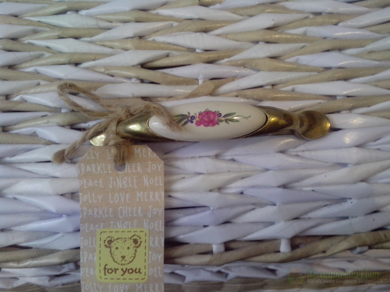 <div style=margin-left:10px><h1>Сундук плетёный корзина ящик для игрушек для белья</h1><p><a href="/catalog/dekor/">Декор</a> » <a href="/catalog/dekor/mebel/">Меблі</a></p><i class="fa fa-map-marker"></i> Николаевская область, Южноукраинск<br /><br /><div class="socdata"><script src="//yastatic.net/es5-shims/0.0.2/es5-shims.min.js"></script>
                                            <script src="//yastatic.net/share2/share.js"></script>
                                            <div class="ya-share2" data-services="facebook,gplus,twitter,lj,viber,whatsapp,skype" data-counter=""></div></div>