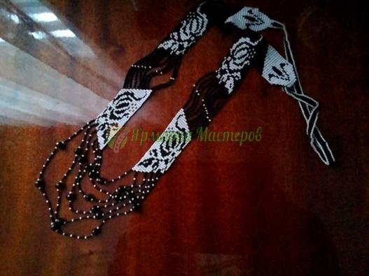 <div style=margin-left:10px><h1>Гердан Елизавета</h1><p><a href="/catalog/bijuteriya/">Біжутерія</a> » <a href="/catalog/bijuteriya/kole--ojerele/">Кольє, намисто</a></p><i class="fa fa-map-marker"></i> Донецкая область, Мариуполь<br /><br /><div class="socdata"><script src="//yastatic.net/es5-shims/0.0.2/es5-shims.min.js"></script>
                                            <script src="//yastatic.net/share2/share.js"></script>
                                            <div class="ya-share2" data-services="facebook,gplus,twitter,lj,viber,whatsapp,skype" data-counter=""></div></div>