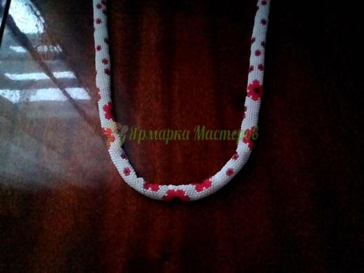 <div style=margin-left:10px><h1>Бисерный жгут "сакура"</h1><p><a href="/catalog/bijuteriya/">Біжутерія</a> » <a href="/catalog/bijuteriya/kole--ojerele/">Кольє, намисто</a></p><i class="fa fa-map-marker"></i> Донецкая область, Мариуполь<br /><br /><div class="socdata"><script src="//yastatic.net/es5-shims/0.0.2/es5-shims.min.js"></script>
                                            <script src="//yastatic.net/share2/share.js"></script>
                                            <div class="ya-share2" data-services="facebook,gplus,twitter,lj,viber,whatsapp,skype" data-counter=""></div></div>