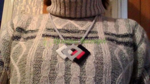 <div style=margin-left:10px><h1>Колье "4 квадрата"</h1><p><a href="/catalog/bijuteriya/">Біжутерія</a> » <a href="/catalog/bijuteriya/kole--ojerele/">Кольє, намисто</a></p><i class="fa fa-map-marker"></i> Донецкая область, Мариуполь<br /><br /><div class="socdata"><script src="//yastatic.net/es5-shims/0.0.2/es5-shims.min.js"></script>
                                            <script src="//yastatic.net/share2/share.js"></script>
                                            <div class="ya-share2" data-services="facebook,gplus,twitter,lj,viber,whatsapp,skype" data-counter=""></div></div>