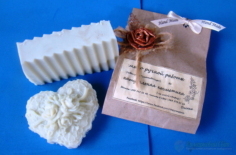 <div style=margin-left:10px><h1>Кастильское мыло</h1><p><a href="/catalog/kosmetika/">Косметика</a> » <a href="/catalog/kosmetika/dlya-tela/">Для тіла
</a></p><i class="fa fa-map-marker"></i> Днепропетровская область, Днепропетровск<br /><br /><div class="socdata"><script src="//yastatic.net/es5-shims/0.0.2/es5-shims.min.js"></script>
                                            <script src="//yastatic.net/share2/share.js"></script>
                                            <div class="ya-share2" data-services="facebook,gplus,twitter,lj,viber,whatsapp,skype" data-counter=""></div></div>