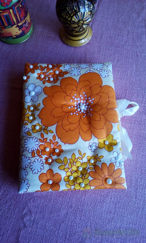 <div style=margin-left:10px><h1>Блокнот для записів (формат А5)</h1><p><a href="/catalog/kancelyarskie-tovary/">Канцелярські товари</a> » <a href="/catalog/kancelyarskie-tovary/bloknoty/">Блокноти</a></p><i class="fa fa-map-marker"></i> Ивано-Франковская область, Ивано-Франковск<br /><br /><div class="socdata"><script src="//yastatic.net/es5-shims/0.0.2/es5-shims.min.js"></script>
                                            <script src="//yastatic.net/share2/share.js"></script>
                                            <div class="ya-share2" data-services="facebook,gplus,twitter,lj,viber,whatsapp,skype" data-counter=""></div></div>