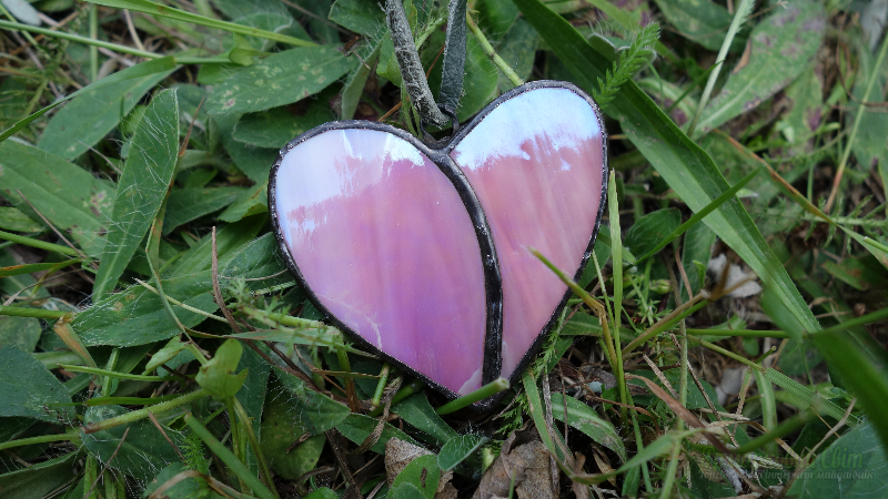 <div style=margin-left:10px><h1>Кулон, подвеска Сердце.</h1><p><a href="/catalog/bijuteriya/">Біжутерія</a> » <a href="/catalog/bijuteriya/kulony/">Кулони</a></p><i class="fa fa-map-marker"></i> Закарпатская область, Мукачево<br /><br /><div class="socdata"><script src="//yastatic.net/es5-shims/0.0.2/es5-shims.min.js"></script>
                                            <script src="//yastatic.net/share2/share.js"></script>
                                            <div class="ya-share2" data-services="facebook,gplus,twitter,lj,viber,whatsapp,skype" data-counter=""></div></div>