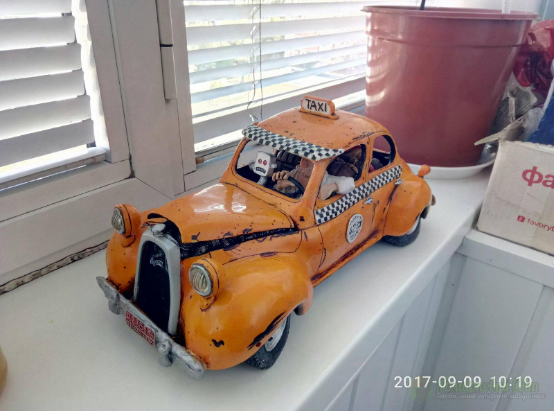 <div style=margin-left:10px><h1>Реставрация изделий из керамики</h1><p><a href="/catalog/ukrasheniya/">Прикраси</a> » <a href="/catalog/ukrasheniya/podarki/">Подарунки</a></p><i class="fa fa-map-marker"></i> Киевская область, Киев<br /><br /><div class="socdata"><script src="//yastatic.net/es5-shims/0.0.2/es5-shims.min.js"></script>
                                            <script src="//yastatic.net/share2/share.js"></script>
                                            <div class="ya-share2" data-services="facebook,gplus,twitter,lj,viber,whatsapp,skype" data-counter=""></div></div>