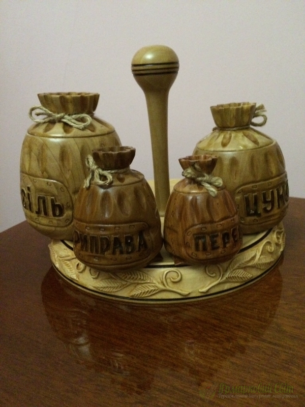 <div style=margin-left:10px><h1>Набор для кухни</h1><p><a href="/catalog/dekor/">Декор</a> » <a href="/catalog/dekor/posuda/">Посуд</a></p><i class="fa fa-map-marker"></i> Черниговская область, Чернигов<br /><br /><div class="socdata"><script src="//yastatic.net/es5-shims/0.0.2/es5-shims.min.js"></script>
                                            <script src="//yastatic.net/share2/share.js"></script>
                                            <div class="ya-share2" data-services="facebook,gplus,twitter,lj,viber,whatsapp,skype" data-counter=""></div></div>