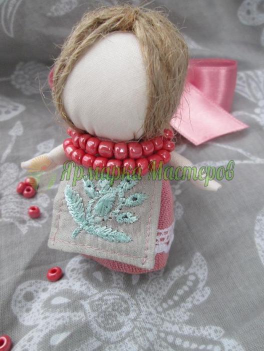 <div style=margin-left:10px><h1>Кукла-Счастье.</h1><p><a href="/catalog/igrushki/">Iграшки</a> » <a href="/catalog/igrushki/kukly/">Кукли</a></p><i class="fa fa-map-marker"></i> Полтавская область, Полтава<br /><br /><div class="socdata"><script src="//yastatic.net/es5-shims/0.0.2/es5-shims.min.js"></script>
                                            <script src="//yastatic.net/share2/share.js"></script>
                                            <div class="ya-share2" data-services="facebook,gplus,twitter,lj,viber,whatsapp,skype" data-counter=""></div></div>