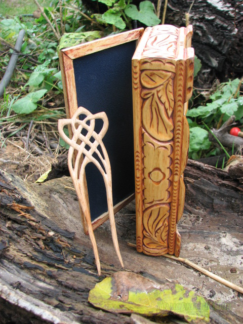 <div style=margin-left:10px><h1>Деревянная заколка вырезанная из граба </h1><p><a href="/catalog/ukrasheniya/">Прикраси</a> » <a href="/catalog/ukrasheniya/aksessuary/">Аксесуари</a></p><i class="fa fa-map-marker"></i> Киевская область, Киев<br /><br /><div class="socdata"><script src="//yastatic.net/es5-shims/0.0.2/es5-shims.min.js"></script>
                                            <script src="//yastatic.net/share2/share.js"></script>
                                            <div class="ya-share2" data-services="facebook,gplus,twitter,lj,viber,whatsapp,skype" data-counter=""></div></div>