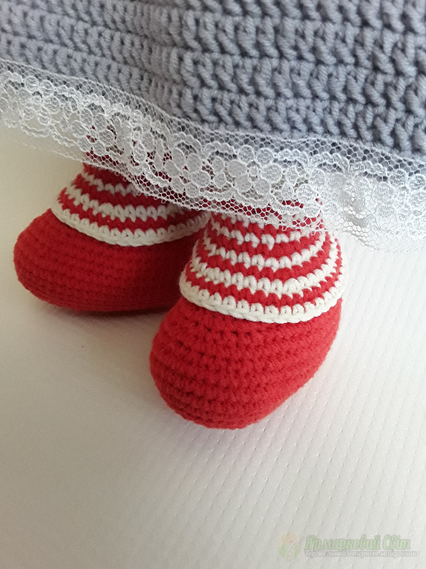 <div style=margin-left:10px><h1>Зайка тильда </h1><p><a href="/catalog/ukrasheniya/">Прикраси</a> » <a href="/catalog/ukrasheniya/igrushki/">Iграшки</a></p><i class="fa fa-map-marker"></i> Днепропетровская область, Павлоград<br /><br /><div class="socdata"><script src="//yastatic.net/es5-shims/0.0.2/es5-shims.min.js"></script>
                                            <script src="//yastatic.net/share2/share.js"></script>
                                            <div class="ya-share2" data-services="facebook,gplus,twitter,lj,viber,whatsapp,skype" data-counter=""></div></div>