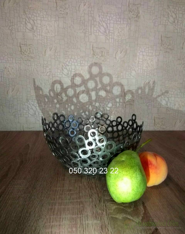 <div style=margin-left:10px><h1>Декор Металл</h1><p><a href="/catalog/podarki--suveniry/">Подарунки, сувеніри</a> » <a href="/catalog/podarki--suveniry/podarki/">Подарунки</a></p><i class="fa fa-map-marker"></i> Киевская область, Украинка<br /><br /><div class="socdata"><script src="//yastatic.net/es5-shims/0.0.2/es5-shims.min.js"></script>
                                            <script src="//yastatic.net/share2/share.js"></script>
                                            <div class="ya-share2" data-services="facebook,gplus,twitter,lj,viber,whatsapp,skype" data-counter=""></div></div>