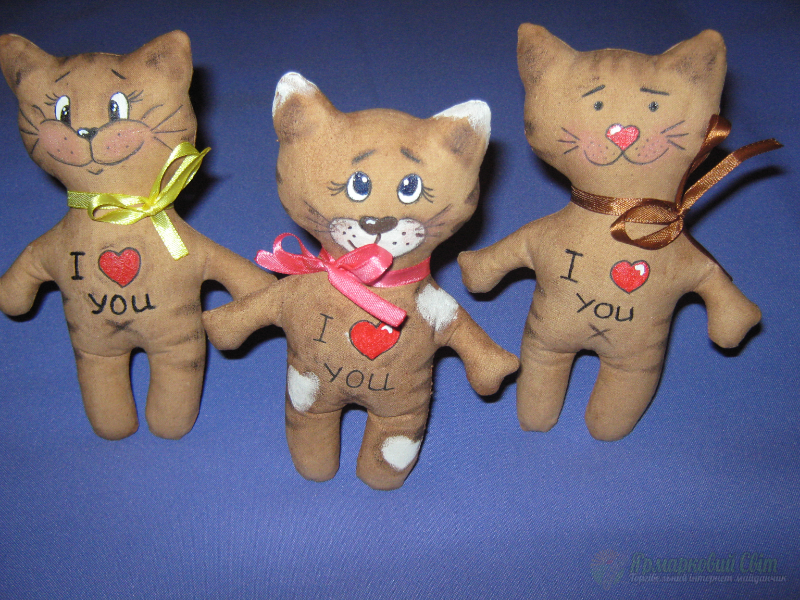 <div style=margin-left:10px><h1>Ароматизированные игрушки</h1><p><a href="/catalog/ukrasheniya/">Прикраси</a> » <a href="/catalog/ukrasheniya/igrushki/">Iграшки</a></p><i class="fa fa-map-marker"></i> Донецкая область, Красноармейск<br /><br /><div class="socdata"><script src="//yastatic.net/es5-shims/0.0.2/es5-shims.min.js"></script>
                                            <script src="//yastatic.net/share2/share.js"></script>
                                            <div class="ya-share2" data-services="facebook,gplus,twitter,lj,viber,whatsapp,skype" data-counter=""></div></div>