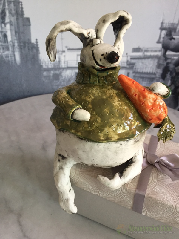 <div style=margin-left:10px><h1>керамика ручной работы</h1><p><a href="/catalog/ukrasheniya/">Прикраси</a> » <a href="/catalog/ukrasheniya/podarki/">Подарунки</a></p><i class="fa fa-map-marker"></i> Кировоградская область, Александровка<br /><br /><div class="socdata"><script src="//yastatic.net/es5-shims/0.0.2/es5-shims.min.js"></script>
                                            <script src="//yastatic.net/share2/share.js"></script>
                                            <div class="ya-share2" data-services="facebook,gplus,twitter,lj,viber,whatsapp,skype" data-counter=""></div></div>