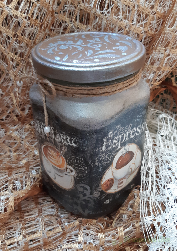 <div style=margin-left:10px><h1>Банка под кофе</h1><p><a href="/catalog/dekor/">Декор</a> » <a href="/catalog/dekor/posuda/">Посуд</a></p><i class="fa fa-map-marker"></i> Днепропетровская область, Кривой Рог<br /><br /><div class="socdata"><script src="//yastatic.net/es5-shims/0.0.2/es5-shims.min.js"></script>
                                            <script src="//yastatic.net/share2/share.js"></script>
                                            <div class="ya-share2" data-services="facebook,gplus,twitter,lj,viber,whatsapp,skype" data-counter=""></div></div>