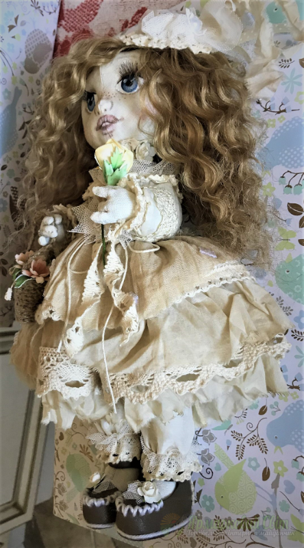 <div style=margin-left:10px><h1>Ася - кукла авторская, ручной работы, текстильная для интерьера</h1><p><a href="/catalog/igrushki/">Iграшки</a> » <a href="/catalog/igrushki/kukly/">Кукли</a></p><i class="fa fa-map-marker"></i> Днепропетровская область, Кривой Рог<br /><br /><div class="socdata"><script src="//yastatic.net/es5-shims/0.0.2/es5-shims.min.js"></script>
                                            <script src="//yastatic.net/share2/share.js"></script>
                                            <div class="ya-share2" data-services="facebook,gplus,twitter,lj,viber,whatsapp,skype" data-counter=""></div></div>