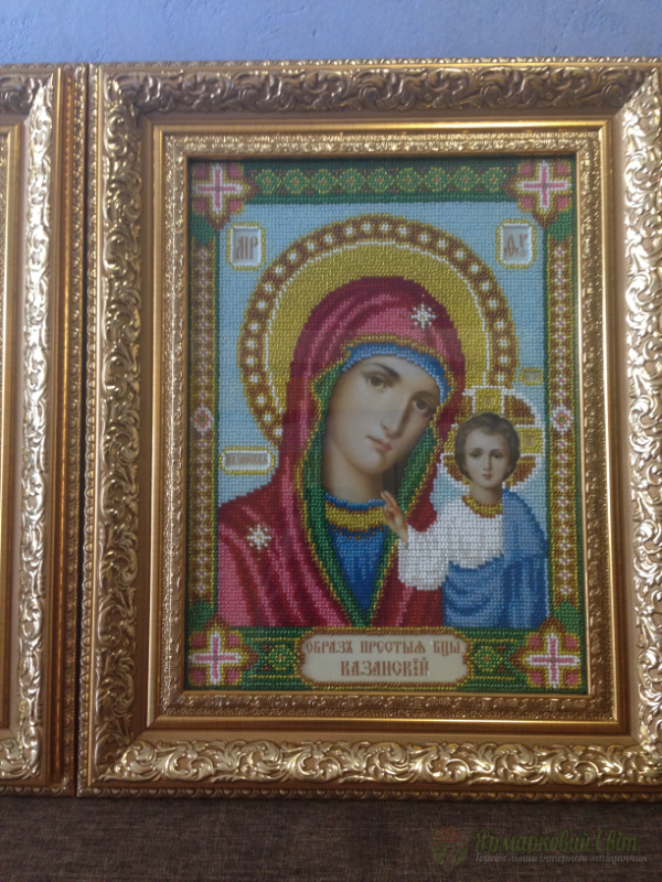 <div style=margin-left:10px><h1>Иконы вышитые бисером </h1><p><a href="/catalog/kartiny/">Картини</a> » <a href="/catalog/kartiny/vyshitye/">Вишиті</a></p><i class="fa fa-map-marker"></i> Киевская область, Киев<br /><br /><div class="socdata"><script src="//yastatic.net/es5-shims/0.0.2/es5-shims.min.js"></script>
                                            <script src="//yastatic.net/share2/share.js"></script>
                                            <div class="ya-share2" data-services="facebook,gplus,twitter,lj,viber,whatsapp,skype" data-counter=""></div></div>