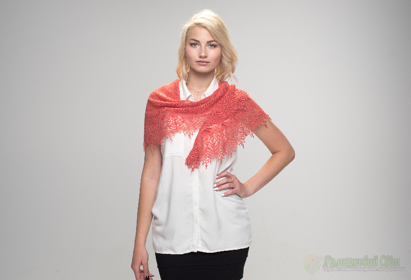 <div style=margin-left:10px><h1>Шаль Оливковая роща</h1><p><a href="/catalog/ukrasheniya/">Прикраси</a> » <a href="/catalog/ukrasheniya/aksessuary/">Аксесуари</a></p><i class="fa fa-map-marker"></i> Сумская область, Сумы<br /><br /><div class="socdata"><script src="//yastatic.net/es5-shims/0.0.2/es5-shims.min.js"></script>
                                            <script src="//yastatic.net/share2/share.js"></script>
                                            <div class="ya-share2" data-services="facebook,gplus,twitter,lj,viber,whatsapp,skype" data-counter=""></div></div>