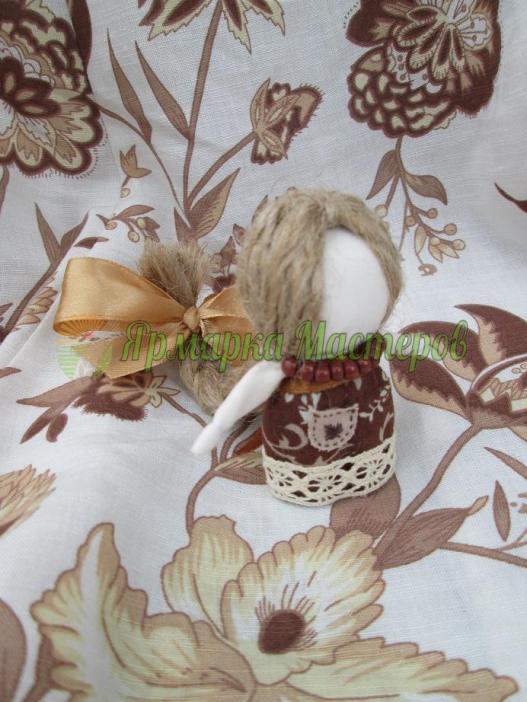 <div style=margin-left:10px><h1>Кукла-Счастье.</h1><p><a href="/catalog/igrushki/">Iграшки</a> » <a href="/catalog/igrushki/kukly/">Кукли</a></p><i class="fa fa-map-marker"></i> Полтавская область, Полтава<br /><br /><div class="socdata"><script src="//yastatic.net/es5-shims/0.0.2/es5-shims.min.js"></script>
                                            <script src="//yastatic.net/share2/share.js"></script>
                                            <div class="ya-share2" data-services="facebook,gplus,twitter,lj,viber,whatsapp,skype" data-counter=""></div></div>