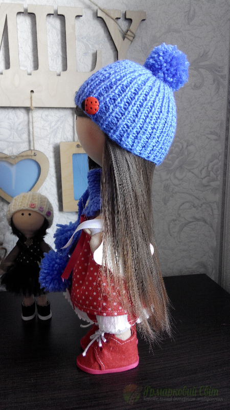 <div style=margin-left:10px><h1>Тильда.Большеножка.Текстильная кукла.Кукла интерьерная.Кукла игровая.</h1><p><a href="/catalog/igrushki/">Iграшки</a> » <a href="/catalog/igrushki/kukly/">Кукли</a></p><i class="fa fa-map-marker"></i> Херсонская область, Каховка<br /><br /><div class="socdata"><script src="//yastatic.net/es5-shims/0.0.2/es5-shims.min.js"></script>
                                            <script src="//yastatic.net/share2/share.js"></script>
                                            <div class="ya-share2" data-services="facebook,gplus,twitter,lj,viber,whatsapp,skype" data-counter=""></div></div>