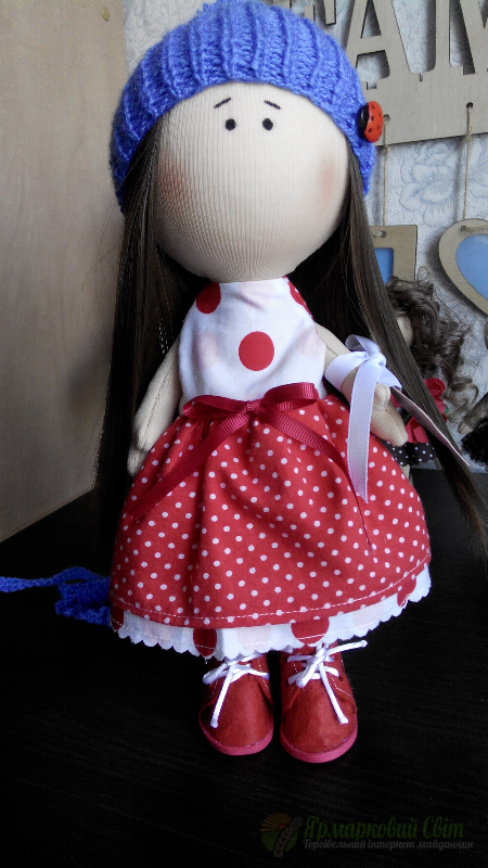 <div style=margin-left:10px><h1>Тильда.Большеножка.Текстильная кукла.Кукла интерьерная.Кукла игровая.</h1><p><a href="/catalog/igrushki/">Iграшки</a> » <a href="/catalog/igrushki/kukly/">Кукли</a></p><i class="fa fa-map-marker"></i> Херсонская область, Каховка<br /><br /><div class="socdata"><script src="//yastatic.net/es5-shims/0.0.2/es5-shims.min.js"></script>
                                            <script src="//yastatic.net/share2/share.js"></script>
                                            <div class="ya-share2" data-services="facebook,gplus,twitter,lj,viber,whatsapp,skype" data-counter=""></div></div>