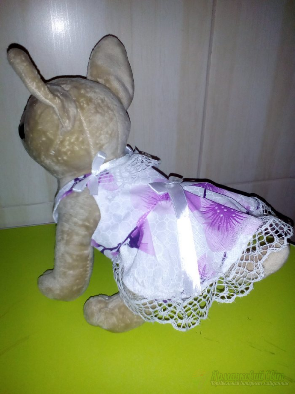 <div style=margin-left:10px><h1>Одежда для собачки Чи Чи Лав. Ручная работа! </h1><p><a href="/catalog/igrushki/">Iграшки</a> » <a href="/catalog/igrushki/kukly/">Кукли</a></p><i class="fa fa-map-marker"></i> Запорожская область, Бердянск<br /><br /><div class="socdata"><script src="//yastatic.net/es5-shims/0.0.2/es5-shims.min.js"></script>
                                            <script src="//yastatic.net/share2/share.js"></script>
                                            <div class="ya-share2" data-services="facebook,gplus,twitter,lj,viber,whatsapp,skype" data-counter=""></div></div>