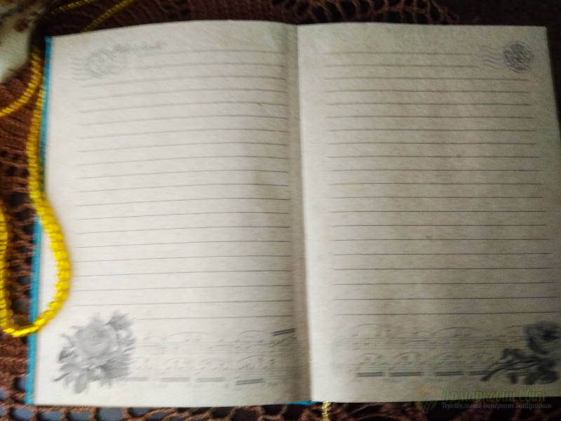 <div style=margin-left:10px><h1>Блокнот "Винтаж"</h1><p><a href="/catalog/kancelyarskie-tovary/">Канцелярські товари</a> » <a href="/catalog/kancelyarskie-tovary/bloknoty/">Блокноти</a></p><i class="fa fa-map-marker"></i> Херсонская область, Скадовск<br /><br /><div class="socdata"><script src="//yastatic.net/es5-shims/0.0.2/es5-shims.min.js"></script>
                                            <script src="//yastatic.net/share2/share.js"></script>
                                            <div class="ya-share2" data-services="facebook,gplus,twitter,lj,viber,whatsapp,skype" data-counter=""></div></div>