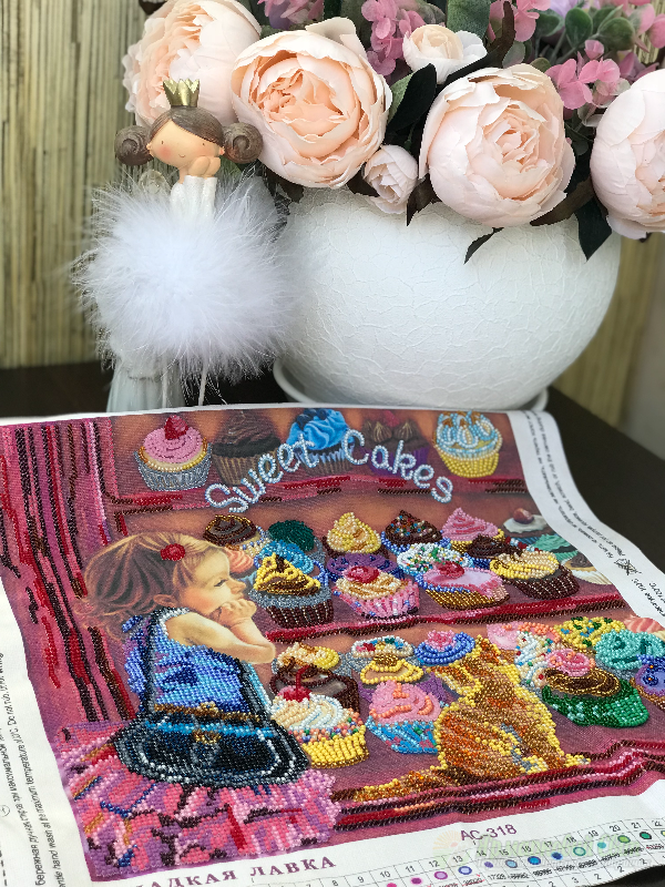 <div style=margin-left:10px><h1>Картина из чешского бисера </h1><p><a href="/catalog/kartiny/">Картини</a> » <a href="/catalog/kartiny/vyshitye/">Вишиті</a></p><i class="fa fa-map-marker"></i> Одесская область, Одесса<br /><br /><div class="socdata"><script src="//yastatic.net/es5-shims/0.0.2/es5-shims.min.js"></script>
                                            <script src="//yastatic.net/share2/share.js"></script>
                                            <div class="ya-share2" data-services="facebook,gplus,twitter,lj,viber,whatsapp,skype" data-counter=""></div></div>