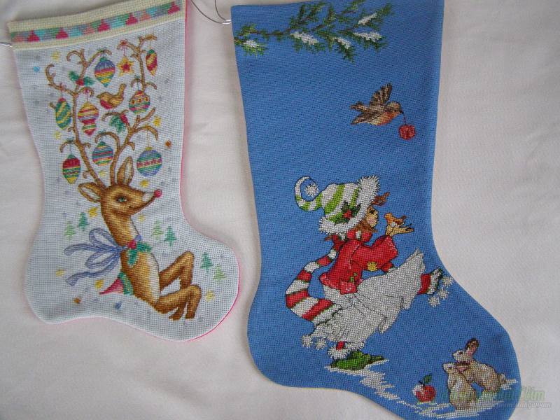 <div style=margin-left:10px><h1>Вышитые новогодние сапожки.</h1><p><a href="/catalog/podarki--suveniry/">Подарунки, сувеніри</a> » <a href="/catalog/podarki--suveniry/podarki/">Подарунки</a></p><i class="fa fa-map-marker"></i> Киевская область, Киев<br /><br /><div class="socdata"><script src="//yastatic.net/es5-shims/0.0.2/es5-shims.min.js"></script>
                                            <script src="//yastatic.net/share2/share.js"></script>
                                            <div class="ya-share2" data-services="facebook,gplus,twitter,lj,viber,whatsapp,skype" data-counter=""></div></div>