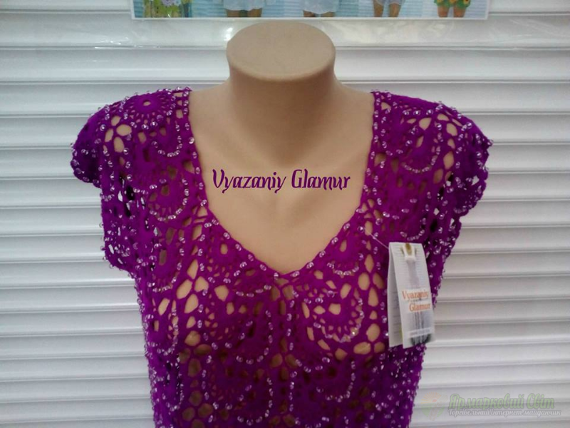 <div style=margin-left:10px><h1>Туника *РОССА*</h1><p><a href="/catalog/rukodelie/">Рукоділля</a> » <a href="/catalog/rukodelie/rukodelie--obschee/">Рукоділля, загальне</a></p><i class="fa fa-map-marker"></i> Киевская область, Бровары<br /><br /><div class="socdata"><script src="//yastatic.net/es5-shims/0.0.2/es5-shims.min.js"></script>
                                            <script src="//yastatic.net/share2/share.js"></script>
                                            <div class="ya-share2" data-services="facebook,gplus,twitter,lj,viber,whatsapp,skype" data-counter=""></div></div>