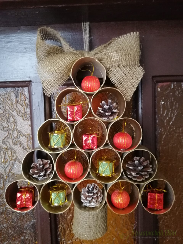 <div style=margin-left:10px><h1>новогодняя елочка</h1><p><a href="/catalog/podarki--suveniry/">Подарунки, сувеніри</a> » <a href="/catalog/podarki--suveniry/suveniry/">Сувеніри</a></p><i class="fa fa-map-marker"></i> Донецкая область, Мариуполь<br /><br /><div class="socdata"><script src="//yastatic.net/es5-shims/0.0.2/es5-shims.min.js"></script>
                                            <script src="//yastatic.net/share2/share.js"></script>
                                            <div class="ya-share2" data-services="facebook,gplus,twitter,lj,viber,whatsapp,skype" data-counter=""></div></div>