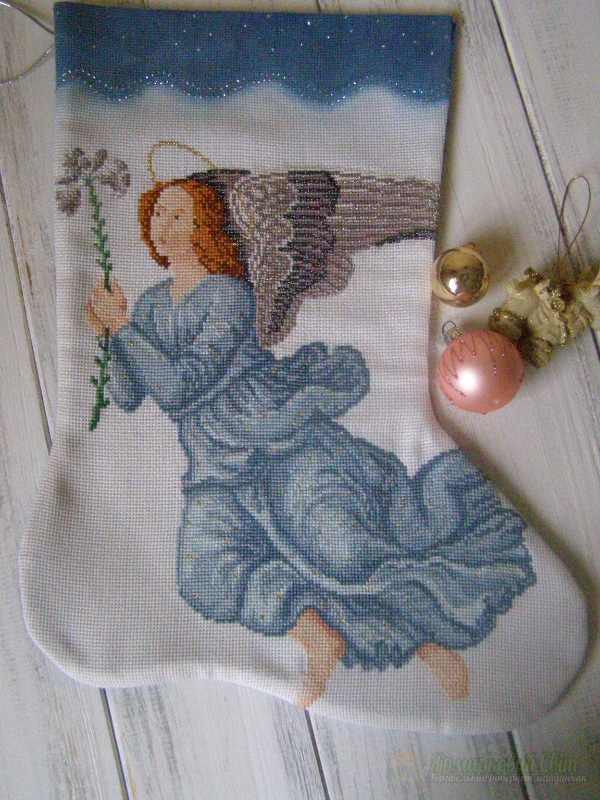 <div style=margin-left:10px><h1>Вышитые новогодние сапожки.</h1><p><a href="/catalog/ukrasheniya/">Прикраси</a> » <a href="/catalog/ukrasheniya/podarki/">Подарунки</a></p><i class="fa fa-map-marker"></i> Киевская область, Киев<br /><br /><div class="socdata"><script src="//yastatic.net/es5-shims/0.0.2/es5-shims.min.js"></script>
                                            <script src="//yastatic.net/share2/share.js"></script>
                                            <div class="ya-share2" data-services="facebook,gplus,twitter,lj,viber,whatsapp,skype" data-counter=""></div></div>