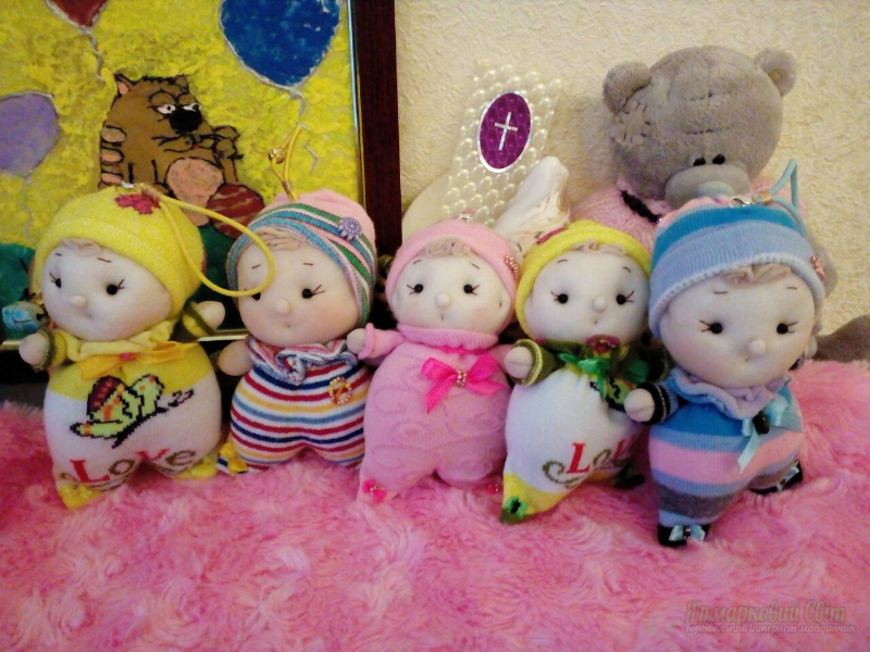 <div style=margin-left:10px><h1>Пупсы ручной работы</h1><p><a href="/catalog/igrushki/">Iграшки</a> » <a href="/catalog/igrushki/myagkie/">М'які</a></p><i class="fa fa-map-marker"></i> Киевская область, Киев<br /><br /><div class="socdata"><script src="//yastatic.net/es5-shims/0.0.2/es5-shims.min.js"></script>
                                            <script src="//yastatic.net/share2/share.js"></script>
                                            <div class="ya-share2" data-services="facebook,gplus,twitter,lj,viber,whatsapp,skype" data-counter=""></div></div>