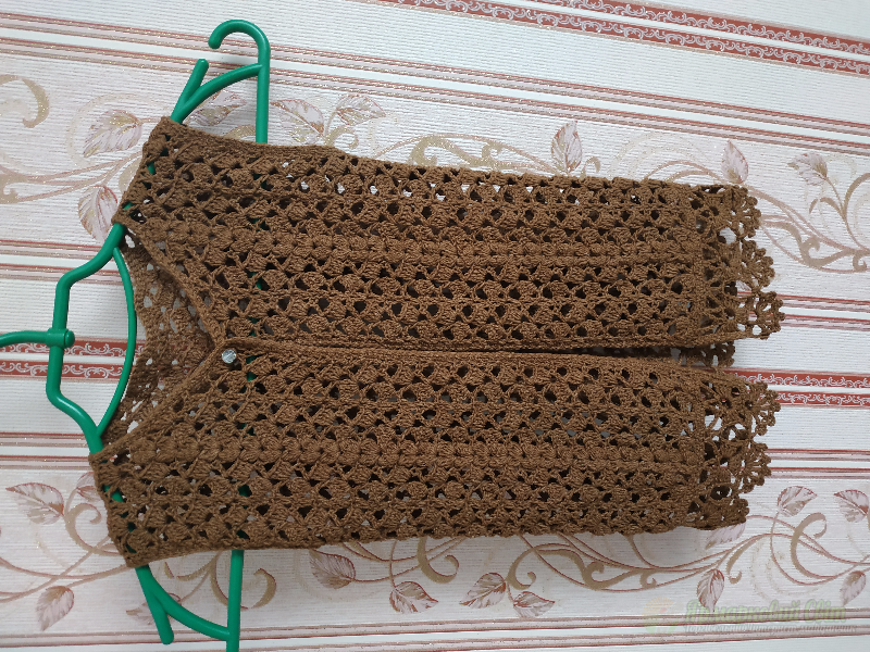 <div style=margin-left:10px><h1>Кардіган, желет для дівчинки 4-5років</h1><p><a href="/catalog/rukodelie/">Рукоділля</a> » <a href="/catalog/rukodelie/rukodelie--obschee/">Рукоділля, загальне</a></p><i class="fa fa-map-marker"></i> Одесская область, Петровка<br /><br /><div class="socdata"><script src="//yastatic.net/es5-shims/0.0.2/es5-shims.min.js"></script>
                                            <script src="//yastatic.net/share2/share.js"></script>
                                            <div class="ya-share2" data-services="facebook,gplus,twitter,lj,viber,whatsapp,skype" data-counter=""></div></div>