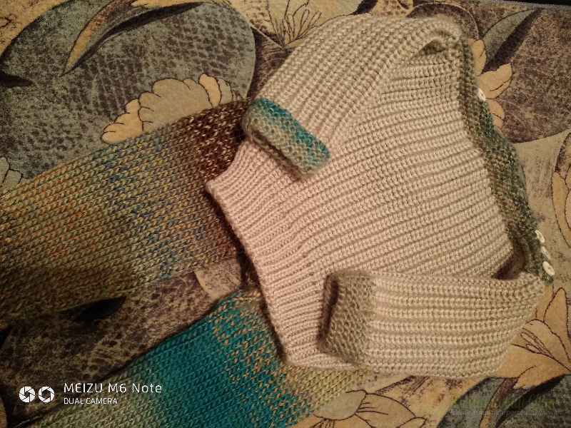 <div style=margin-left:10px><h1>Вязаный костюмчик для мальчика</h1><p><a href="/catalog/rukodelie/">Рукоділля</a> » <a href="/catalog/rukodelie/rukodelie--obschee/">Рукоділля, загальне</a></p><i class="fa fa-map-marker"></i> Донецкая область, Славянск<br /><br /><div class="socdata"><script src="//yastatic.net/es5-shims/0.0.2/es5-shims.min.js"></script>
                                            <script src="//yastatic.net/share2/share.js"></script>
                                            <div class="ya-share2" data-services="facebook,gplus,twitter,lj,viber,whatsapp,skype" data-counter=""></div></div>