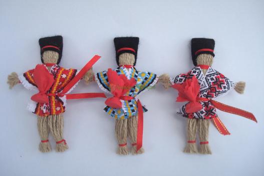 <div style=margin-left:10px><h1>Кукла "На удачу"(для мужчин)- оберег для дома и в дорогу.</h1><p><a href="/catalog/podarki--suveniry/">Подарунки, сувеніри</a> » <a href="/catalog/podarki--suveniry/podarki/">Подарунки</a></p><i class="fa fa-map-marker"></i> Днепропетровская область, Днепропетровск<br /><br /><div class="socdata"><script src="//yastatic.net/es5-shims/0.0.2/es5-shims.min.js"></script>
                                            <script src="//yastatic.net/share2/share.js"></script>
                                            <div class="ya-share2" data-services="facebook,gplus,twitter,lj,viber,whatsapp,skype" data-counter=""></div></div>