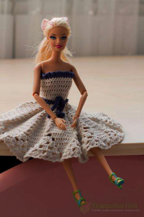 <div style=margin-left:10px><h1>Одежда для кукол Барби</h1><p><a href="/catalog/igrushki/">Iграшки</a> » <a href="/catalog/igrushki/kukly/">Кукли</a></p><i class="fa fa-map-marker"></i> Днепропетровская область, Подгородное<br /><br /><div class="socdata"><script src="//yastatic.net/es5-shims/0.0.2/es5-shims.min.js"></script>
                                            <script src="//yastatic.net/share2/share.js"></script>
                                            <div class="ya-share2" data-services="facebook,gplus,twitter,lj,viber,whatsapp,skype" data-counter=""></div></div>