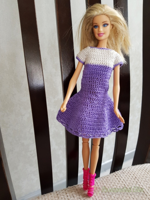 <div style=margin-left:10px><h1>Одежда для кукол Барби</h1><p><a href="/catalog/igrushki/">Iграшки</a> » <a href="/catalog/igrushki/kukly/">Кукли</a></p><i class="fa fa-map-marker"></i> Днепропетровская область, Подгородное<br /><br /><div class="socdata"><script src="//yastatic.net/es5-shims/0.0.2/es5-shims.min.js"></script>
                                            <script src="//yastatic.net/share2/share.js"></script>
                                            <div class="ya-share2" data-services="facebook,gplus,twitter,lj,viber,whatsapp,skype" data-counter=""></div></div>