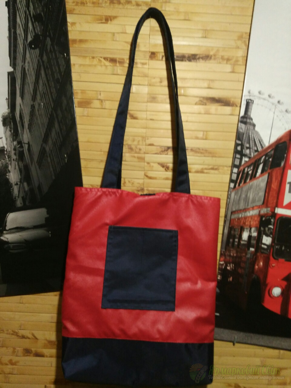 <div style=margin-left:10px><h1>Сумка со свинкой</h1><p><a href="/catalog/ukrasheniya/">Прикраси</a> » <a href="/catalog/ukrasheniya/aksessuary/">Аксесуари</a></p><i class="fa fa-map-marker"></i> Киевская область, Киев<br /><br /><div class="socdata"><script src="//yastatic.net/es5-shims/0.0.2/es5-shims.min.js"></script>
                                            <script src="//yastatic.net/share2/share.js"></script>
                                            <div class="ya-share2" data-services="facebook,gplus,twitter,lj,viber,whatsapp,skype" data-counter=""></div></div>