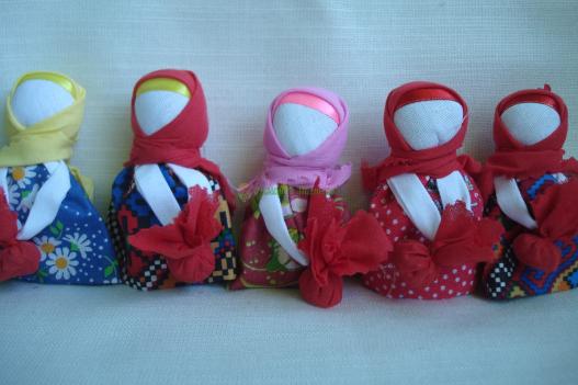 <div style=margin-left:10px><h1>"Подорожница" (или В дорогу).Оберег-подарок.Кукла-мотанка..</h1><p><a href="/catalog/podarki--suveniry/">Подарунки, сувеніри</a> » <a href="/catalog/podarki--suveniry/podarki/">Подарунки</a></p><i class="fa fa-map-marker"></i> Днепропетровская область, Днепропетровск<br /><br /><div class="socdata"><script src="//yastatic.net/es5-shims/0.0.2/es5-shims.min.js"></script>
                                            <script src="//yastatic.net/share2/share.js"></script>
                                            <div class="ya-share2" data-services="facebook,gplus,twitter,lj,viber,whatsapp,skype" data-counter=""></div></div>