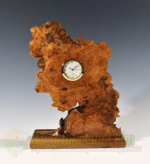 <div style=margin-left:10px><h1>Часы настольные вырезанные из капа карагача. Под заказ.</h1><p><a href="/catalog/dekor/">Декор</a> » <a href="/catalog/dekor/drugoe/">Iнше</a></p><i class="fa fa-map-marker"></i> Киевская область, Киев<br /><br /><div class="socdata"><script src="//yastatic.net/es5-shims/0.0.2/es5-shims.min.js"></script>
                                            <script src="//yastatic.net/share2/share.js"></script>
                                            <div class="ya-share2" data-services="facebook,gplus,twitter,lj,viber,whatsapp,skype" data-counter=""></div></div>