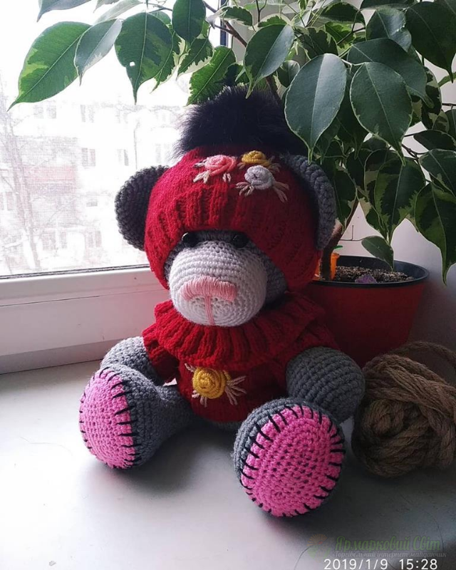 <div style=margin-left:10px><h1>мишка</h1><p><a href="/catalog/igrushki/">Iграшки</a> » <a href="/catalog/igrushki/myagkie/">М'які</a></p><i class="fa fa-map-marker"></i> Одесская область, Одесса<br /><br /><div class="socdata"><script src="//yastatic.net/es5-shims/0.0.2/es5-shims.min.js"></script>
                                            <script src="//yastatic.net/share2/share.js"></script>
                                            <div class="ya-share2" data-services="facebook,gplus,twitter,lj,viber,whatsapp,skype" data-counter=""></div></div>