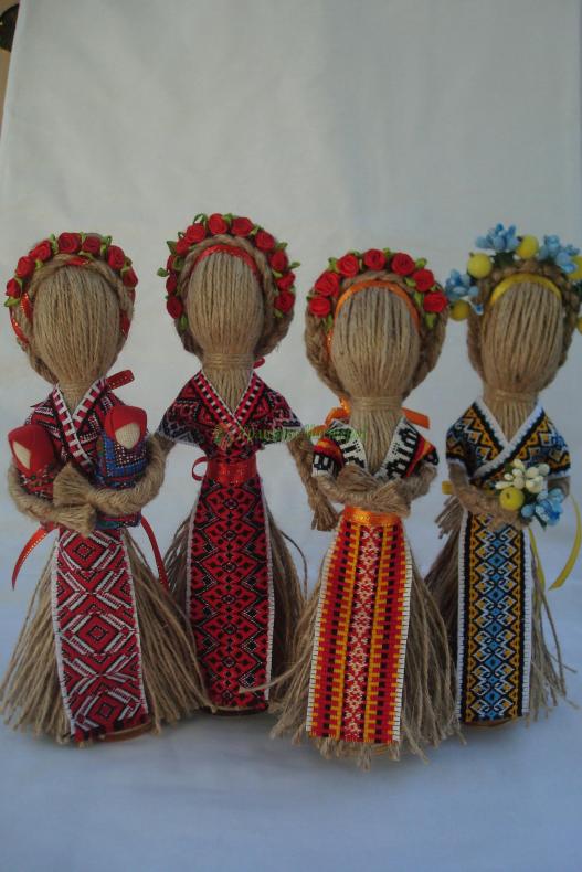 <div style=margin-left:10px><h1>Кукла-мотанка "Берегиня" Рост 22 см. Оберег в дом. Подарок.</h1><p><a href="/catalog/podarki--suveniry/">Подарунки, сувеніри</a> » <a href="/catalog/podarki--suveniry/podarki/">Подарунки</a></p><i class="fa fa-map-marker"></i> Днепропетровская область, Днепропетровск<br /><br /><div class="socdata"><script src="//yastatic.net/es5-shims/0.0.2/es5-shims.min.js"></script>
                                            <script src="//yastatic.net/share2/share.js"></script>
                                            <div class="ya-share2" data-services="facebook,gplus,twitter,lj,viber,whatsapp,skype" data-counter=""></div></div>