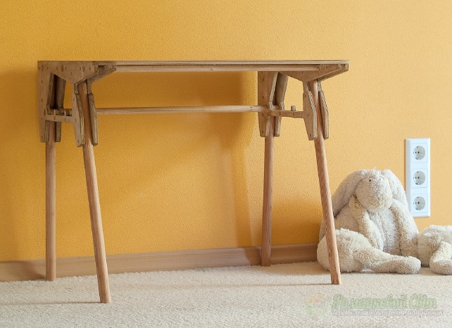 <div style=margin-left:10px><h1>детский рабочий стол Stable от #Tshaped</h1><p><a href="/catalog/dekor/">Декор</a> » <a href="/catalog/dekor/mebel/">Меблі</a></p><i class="fa fa-map-marker"></i> Киевская область, Киев<br /><br /><div class="socdata"><script src="//yastatic.net/es5-shims/0.0.2/es5-shims.min.js"></script>
                                            <script src="//yastatic.net/share2/share.js"></script>
                                            <div class="ya-share2" data-services="facebook,gplus,twitter,lj,viber,whatsapp,skype" data-counter=""></div></div>
