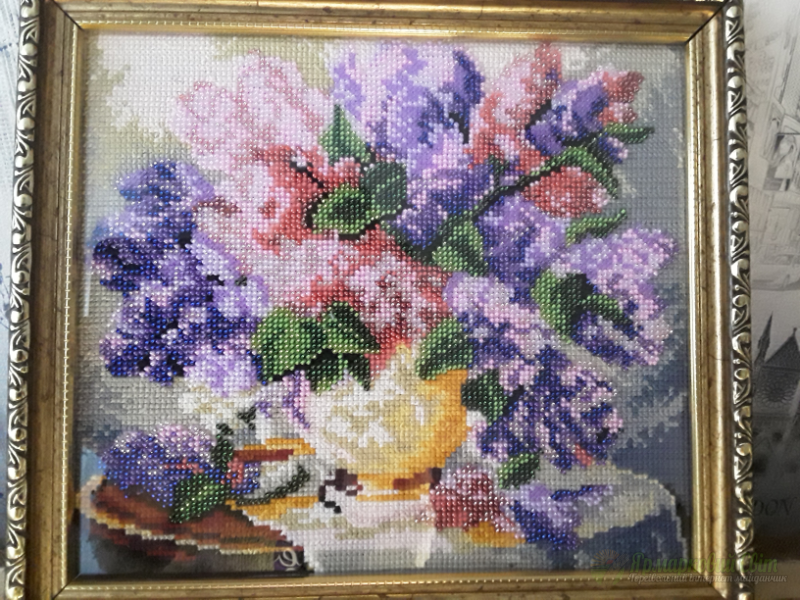 <div style=margin-left:10px><h1>Вышитая картина Сирень</h1><p><a href="/catalog/kartiny/">Картини</a> » <a href="/catalog/kartiny/vyshitye/">Вишиті</a></p><i class="fa fa-map-marker"></i> Днепропетровская область, Апостолово<br /><br /><div class="socdata"><script src="//yastatic.net/es5-shims/0.0.2/es5-shims.min.js"></script>
                                            <script src="//yastatic.net/share2/share.js"></script>
                                            <div class="ya-share2" data-services="facebook,gplus,twitter,lj,viber,whatsapp,skype" data-counter=""></div></div>