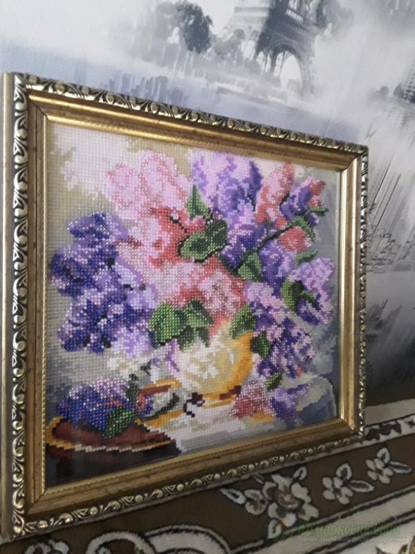 <div style=margin-left:10px><h1>Вышитая картина Сирень</h1><p><a href="/catalog/kartiny/">Картини</a> » <a href="/catalog/kartiny/vyshitye/">Вишиті</a></p><i class="fa fa-map-marker"></i> Днепропетровская область, Апостолово<br /><br /><div class="socdata"><script src="//yastatic.net/es5-shims/0.0.2/es5-shims.min.js"></script>
                                            <script src="//yastatic.net/share2/share.js"></script>
                                            <div class="ya-share2" data-services="facebook,gplus,twitter,lj,viber,whatsapp,skype" data-counter=""></div></div>