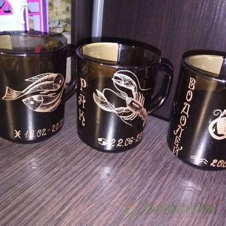 <div style=margin-left:10px><h1>Гравировка</h1><p><a href="/catalog/dekor/">Декор</a> » <a href="/catalog/dekor/posuda/">Посуд</a></p><i class="fa fa-map-marker"></i> Полтавская область, Полтава<br /><br /><div class="socdata"><script src="//yastatic.net/es5-shims/0.0.2/es5-shims.min.js"></script>
                                            <script src="//yastatic.net/share2/share.js"></script>
                                            <div class="ya-share2" data-services="facebook,gplus,twitter,lj,viber,whatsapp,skype" data-counter=""></div></div>