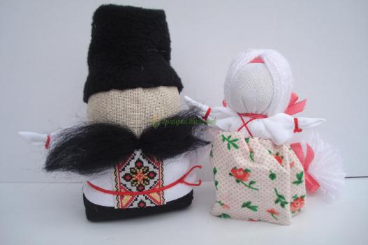 <div style=margin-left:10px><h1>Подарок-оберег паре </h1><p><a href="/catalog/podarki--suveniry/">Подарунки, сувеніри</a> » <a href="/catalog/podarki--suveniry/podarki/">Подарунки</a></p><i class="fa fa-map-marker"></i> Днепропетровская область, Днепропетровск<br /><br /><div class="socdata"><script src="//yastatic.net/es5-shims/0.0.2/es5-shims.min.js"></script>
                                            <script src="//yastatic.net/share2/share.js"></script>
                                            <div class="ya-share2" data-services="facebook,gplus,twitter,lj,viber,whatsapp,skype" data-counter=""></div></div>