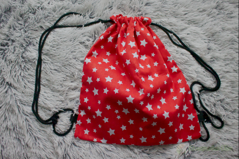 <div style=margin-left:10px><h1>Рюкзак "Суперзвезда"</h1><p><a href="/catalog/shite/">Шиття</a> » <a href="/catalog/shite/tekstilnye-aksessuary/">Текстильні аксесуари</a></p><i class="fa fa-map-marker"></i> Киевская область, Киев<br /><br /><div class="socdata"><script src="//yastatic.net/es5-shims/0.0.2/es5-shims.min.js"></script>
                                            <script src="//yastatic.net/share2/share.js"></script>
                                            <div class="ya-share2" data-services="facebook,gplus,twitter,lj,viber,whatsapp,skype" data-counter=""></div></div>