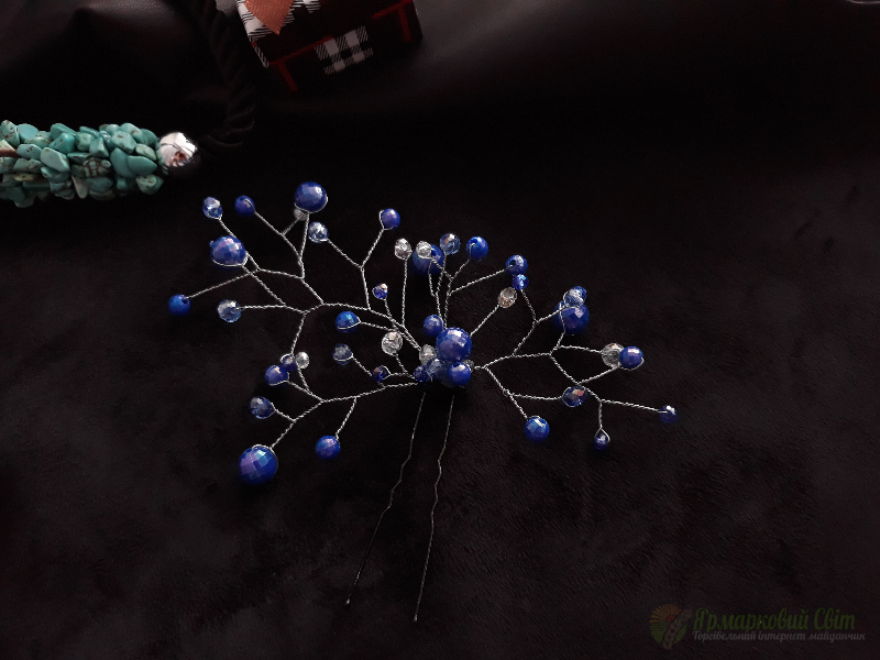 <div style=margin-left:10px><h1>Заколка</h1><p><a href="/catalog/aksessuary/">Аксесуари</a> » <a href="/catalog/aksessuary/zakolki--zajimy/">Шпильки, затискачі</a></p><i class="fa fa-map-marker"></i> Волынская область, Луцк<br /><br /><div class="socdata"><script src="//yastatic.net/es5-shims/0.0.2/es5-shims.min.js"></script>
                                            <script src="//yastatic.net/share2/share.js"></script>
                                            <div class="ya-share2" data-services="facebook,gplus,twitter,lj,viber,whatsapp,skype" data-counter=""></div></div>