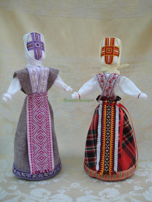 <div style=margin-left:10px><h1>Кукла-мотанка `Берегиня` Оберег-подарок в дом.</h1><p><a href="/catalog/podarki--suveniry/">Подарунки, сувеніри</a> » <a href="/catalog/podarki--suveniry/podarki/">Подарунки</a></p><i class="fa fa-map-marker"></i> Днепропетровская область, Днепропетровск<br /><br /><div class="socdata"><script src="//yastatic.net/es5-shims/0.0.2/es5-shims.min.js"></script>
                                            <script src="//yastatic.net/share2/share.js"></script>
                                            <div class="ya-share2" data-services="facebook,gplus,twitter,lj,viber,whatsapp,skype" data-counter=""></div></div>